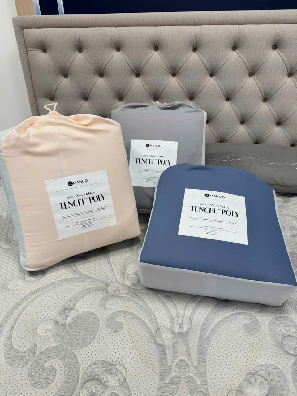 Click để xem Đóng gói rất đẹp, túi vải sang trọng, mua về làm quà tặng cực kỳ hợp lý. Người nhận rất thích! - Ảnh 3