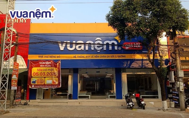 Mua chăn polyester an toàn tại Vua Nệm