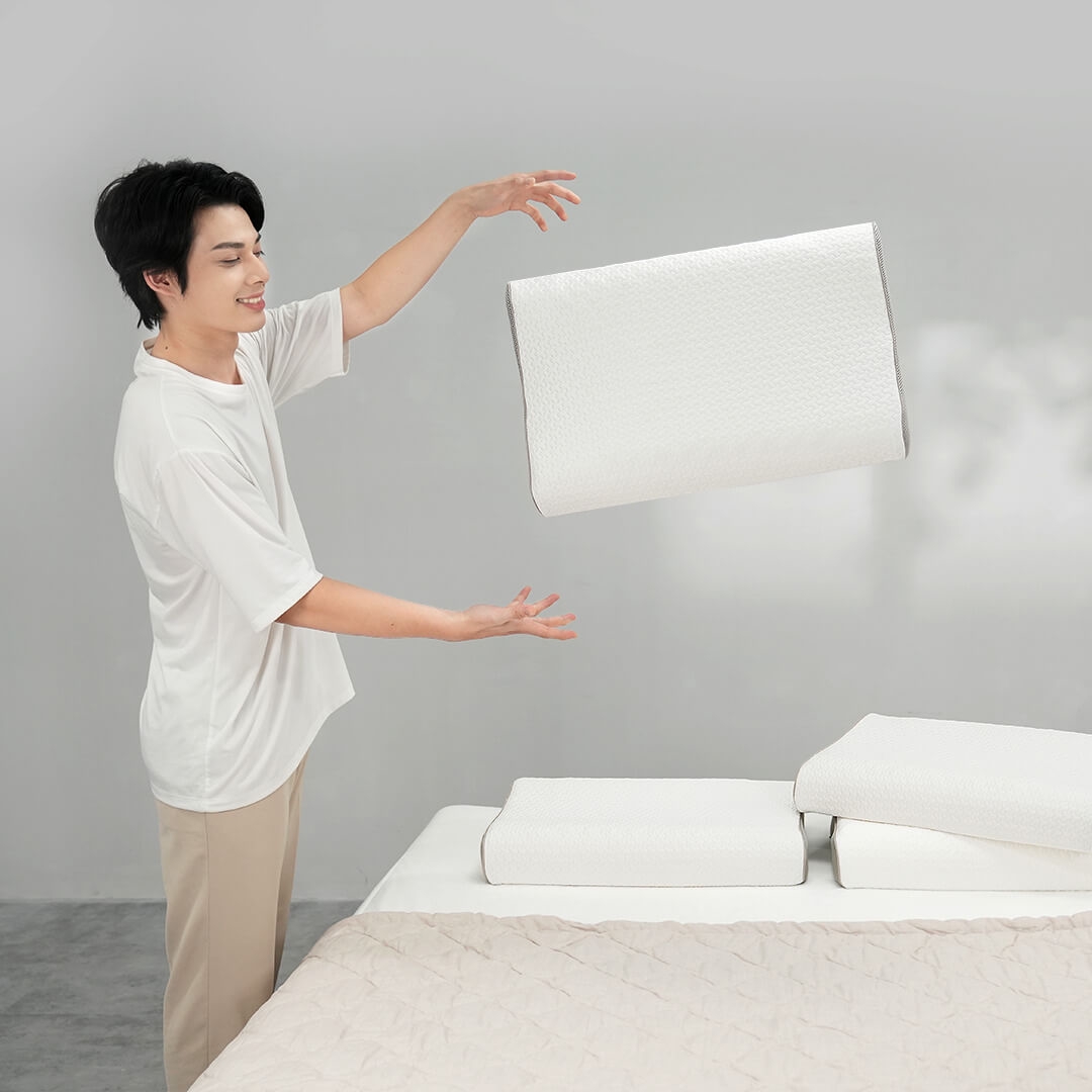 Gối cao su 100% thiên nhiên công thái học Gummi Contour Massage