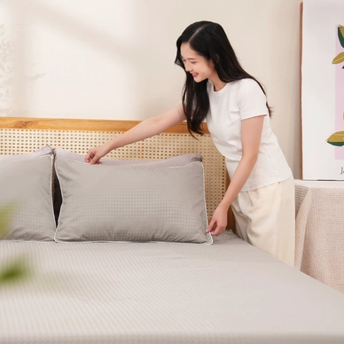 Bộ ga chun polyester gấm Amando Ellie đơn sắc 4 chi tiết Màu Xám - Ảnh 2
