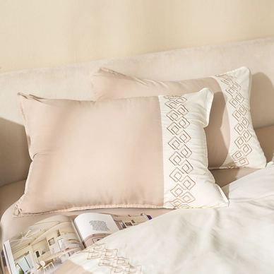 Bộ chăn ga Amando Love ấm áp, sang trọng - Ảnh 9