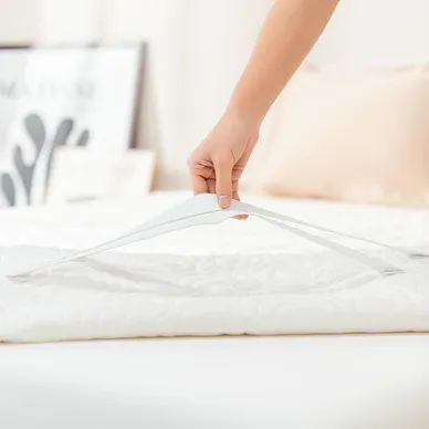 Bộ chăn ga lụa tencel cao cấp Amando Soulmate 7 chi tiết màu kem - Ảnh 4